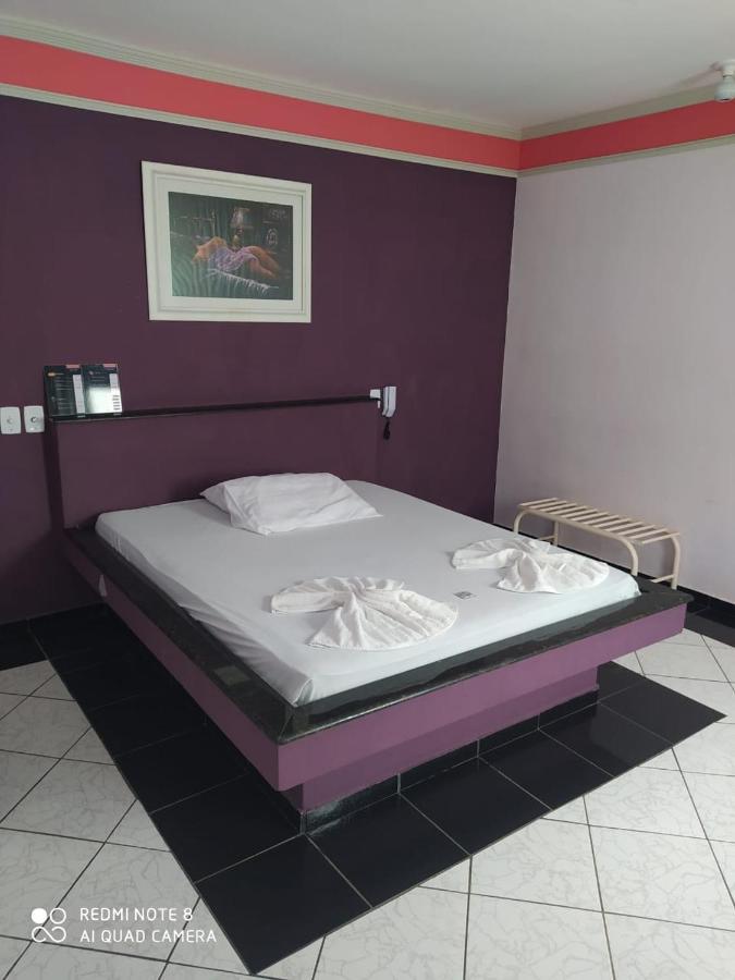 Bhaus Motel Marília Eksteriør billede